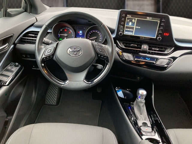 Bild 6: Toyota C-HR - 1,8 l Hybrid 4x2, Club, CVT