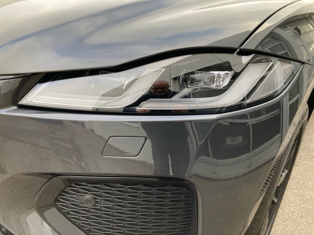 Bild 11: Jaguar F-Pace R-Dynamic SE