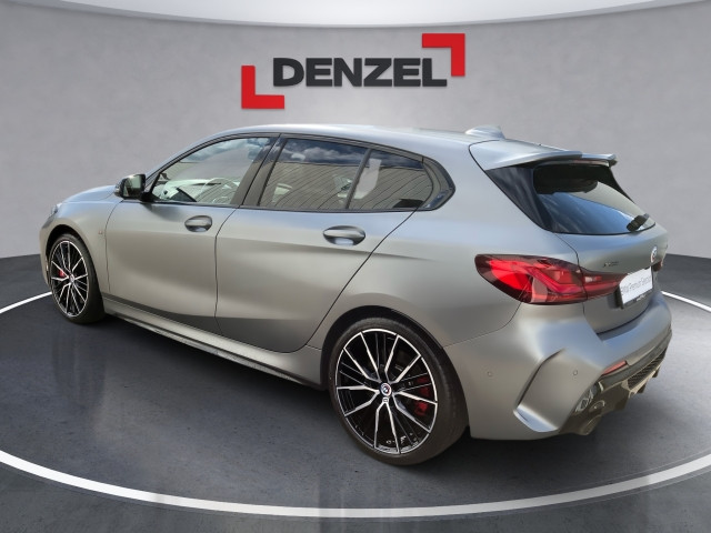 Bild 2: BMW M135i xDrive 5-Türer F40 B48