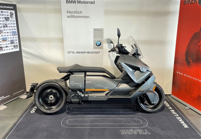 Bild 1: BMW Motorrad CE 04