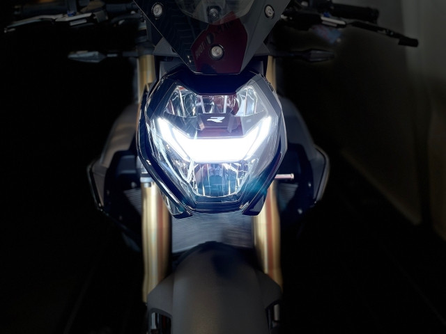 Bild 11: BMW Motorrad S 1000 R