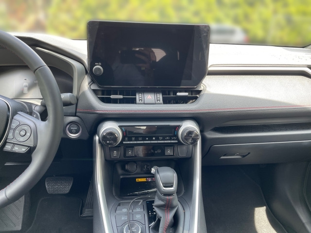 Bild 7: Toyota RAV4 2,5 Plug-In 306PS 4x4 Active
