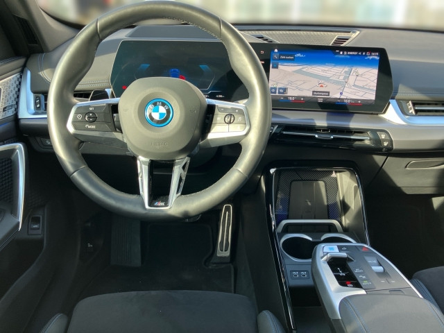 Bild 10: BMW iX1 xDrive30 U11 XE2