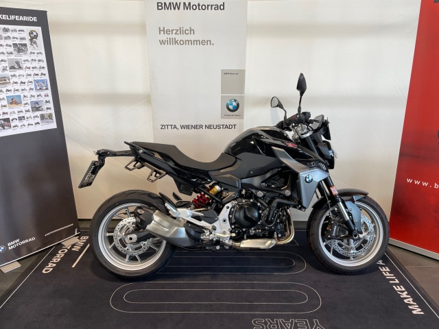 Bild 1: BMW Motorrad F 900 R A2