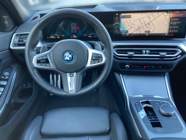 Bild 16: BMW 330e xDrive Touring G21 XB1