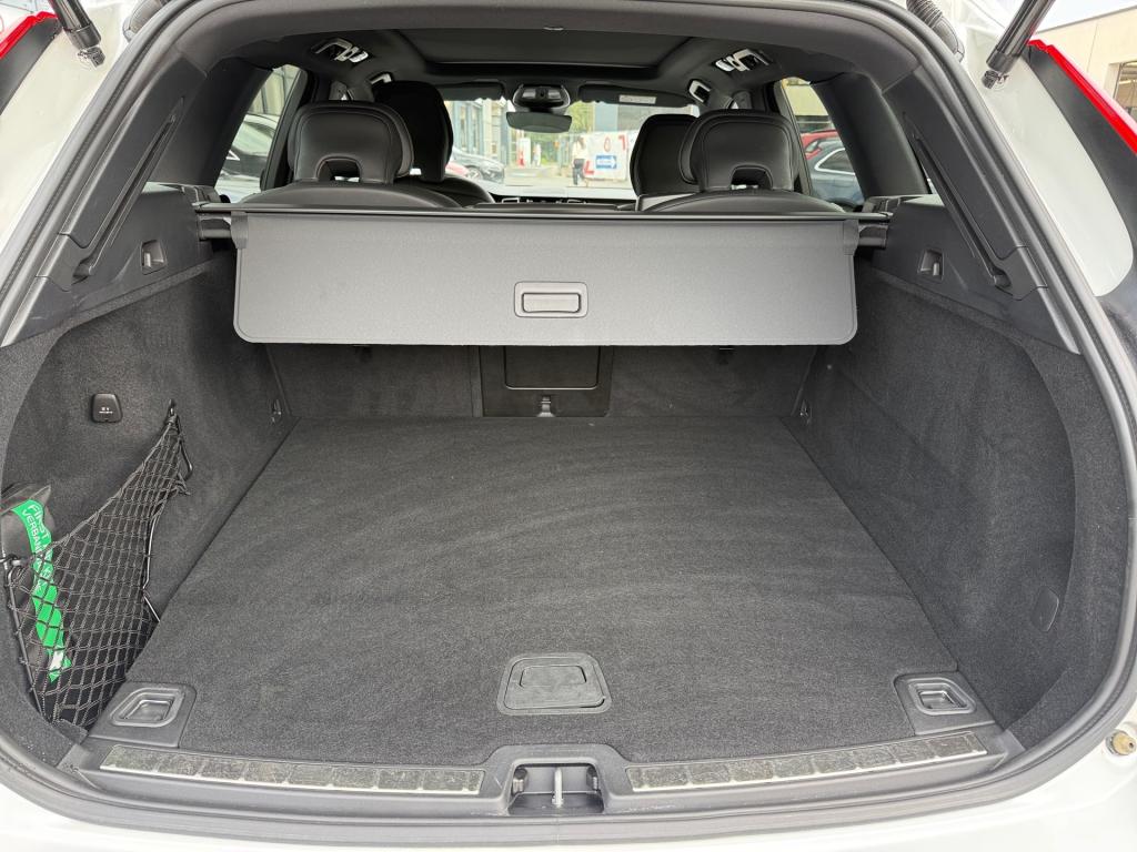 Bild 12: VOLVO PKW XC60 T6 AWD Recharge PHEV Ultimate Dark Geartronic