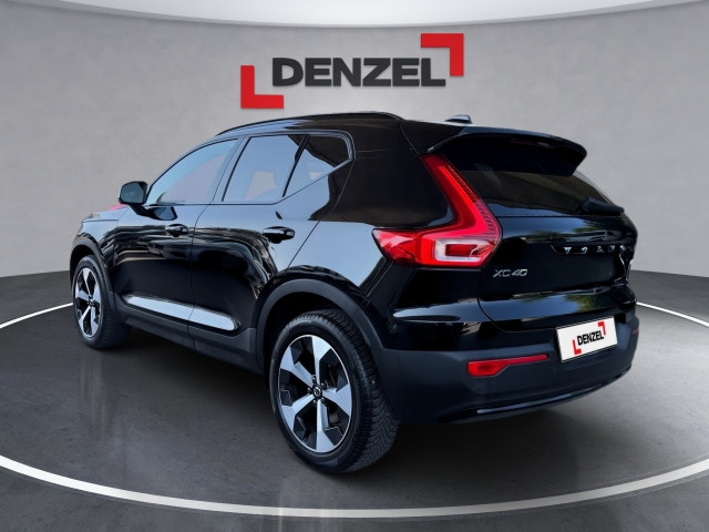 Bild 2: VOLVO PKW XC40 B3 Plus Dark Au