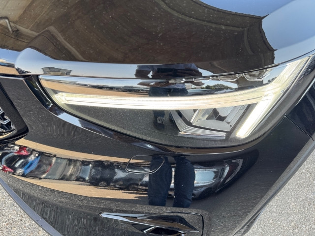 Bild 6: VOLVO PKW XC40 B3 Plus Dark Au