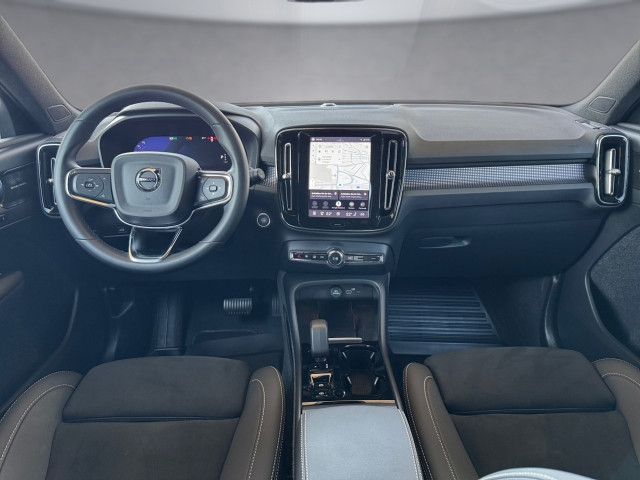 Bild 8: VOLVO PKW XC40 B3 Plus Dark Au