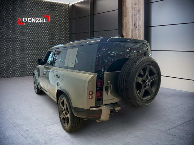 Bild 1: Land Rover Defender 110 D250 X-Dynamic SE