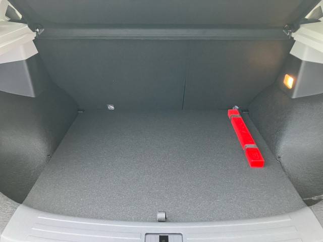 Bild 9: MG ZS 1,5 Luxury