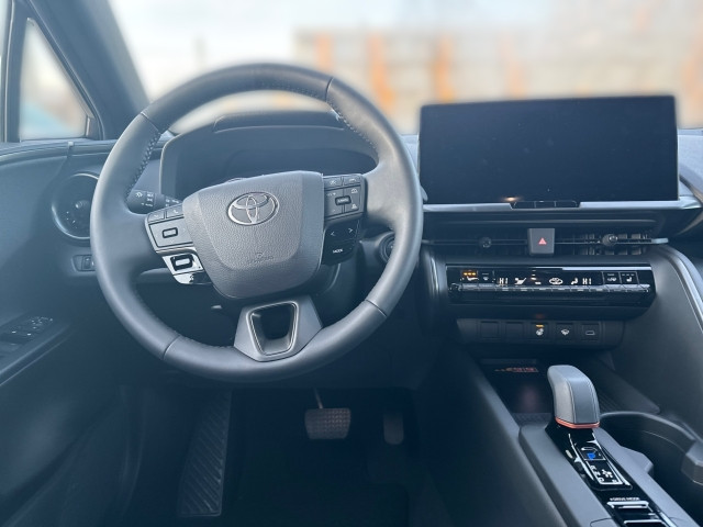 Bild 3: Toyota C-HR - 1,8 l  Hybrid 4x2 Active Drive CV