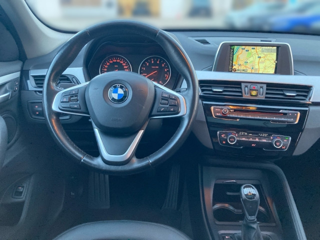 Bild 11: BMW X1 sDrive18i Advantage