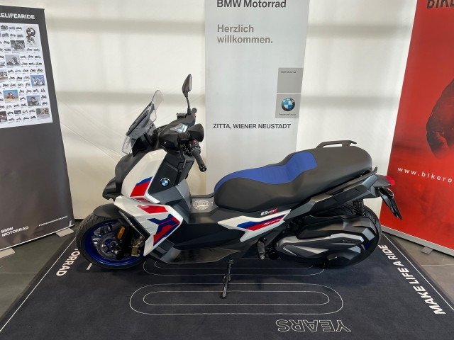 Bild 2: BMW Motorrad C 400 X