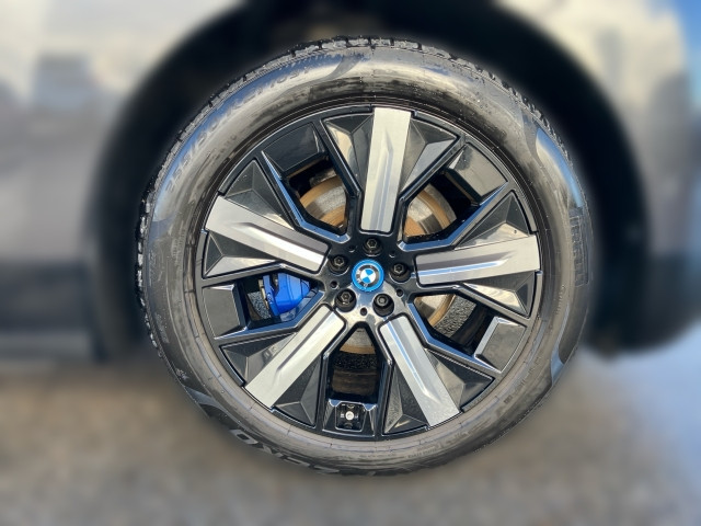 Bild 4: BMW PKW i-Serie iX xDrive50 i20 XE2
