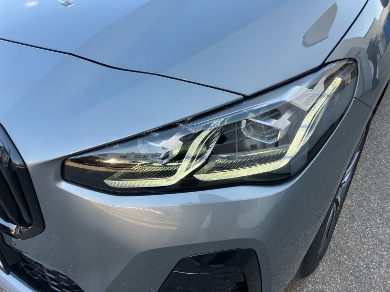 Bild 3: BMW 218d Active Tour B47