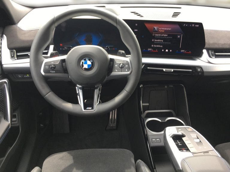 Bild 6: BMW X2 sDrive18d U10