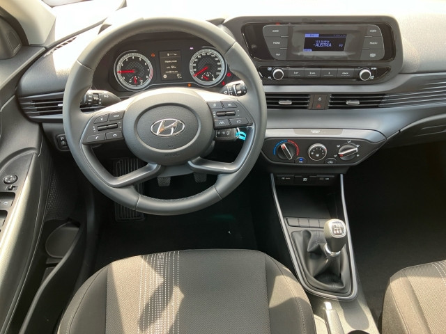 Bild 11: Hyundai Bayon i-Line 1,2 MPI