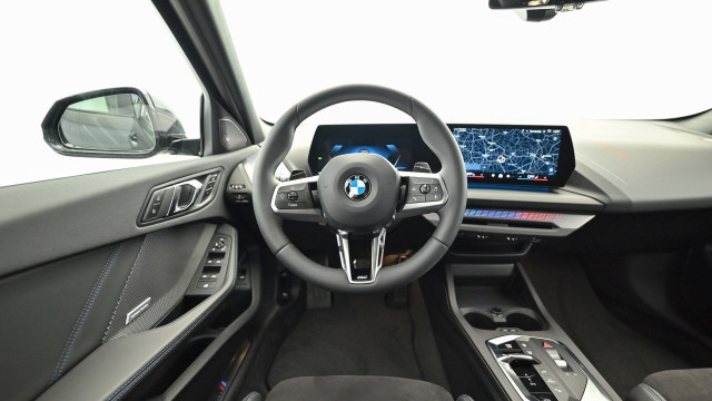 Bild 12: BMW 120i 5-Türer F70 B38