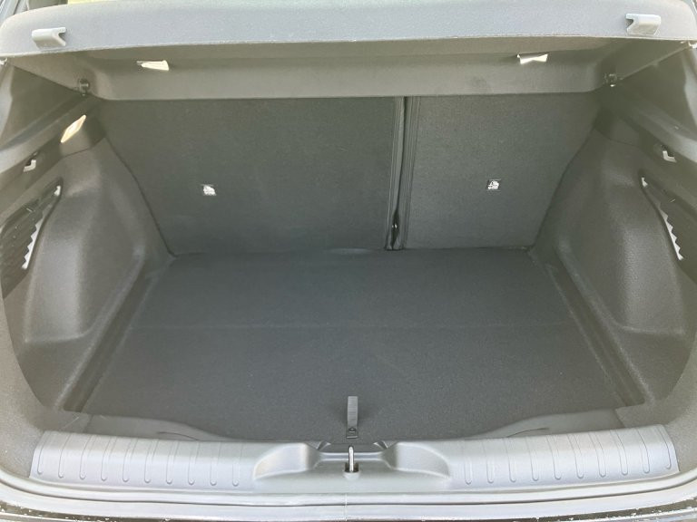 Bild 9: Fiat 600 Hybrid 100