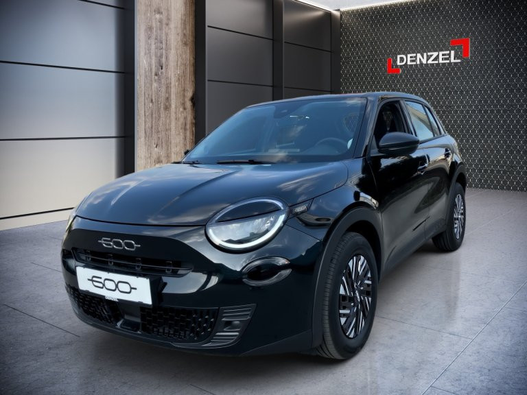 Bild 1: Fiat 600 Hybrid 100