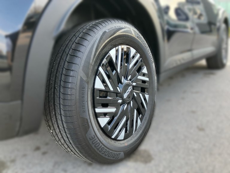 Bild 4: Fiat 600 Hybrid 100