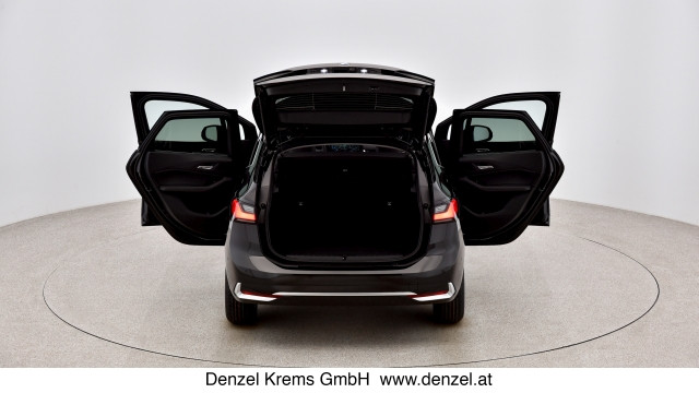 Bild 3: BMW 218d Active Tour B47