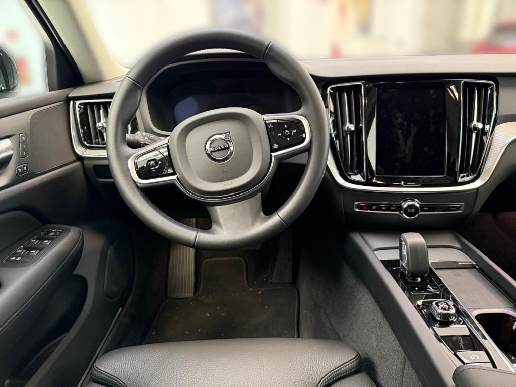 Bild 11: VOLVO PKW V60 B4 Plus Dark Silber