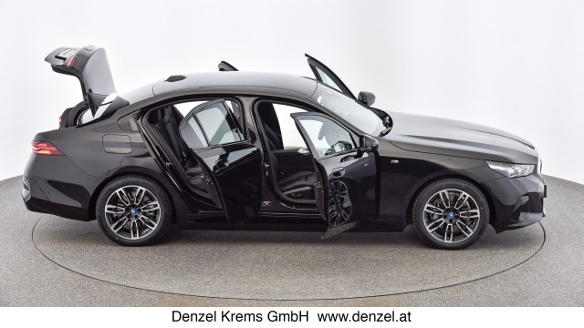 Bild 6: BMW i5 xDrive40 Limousine G60 XE2