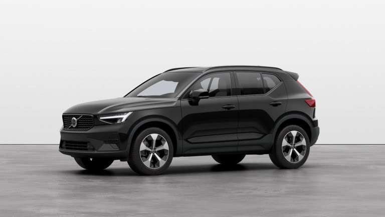Bild 0: VOLVO PKW XC40 B4 Mild Hybrid Ultra Dark