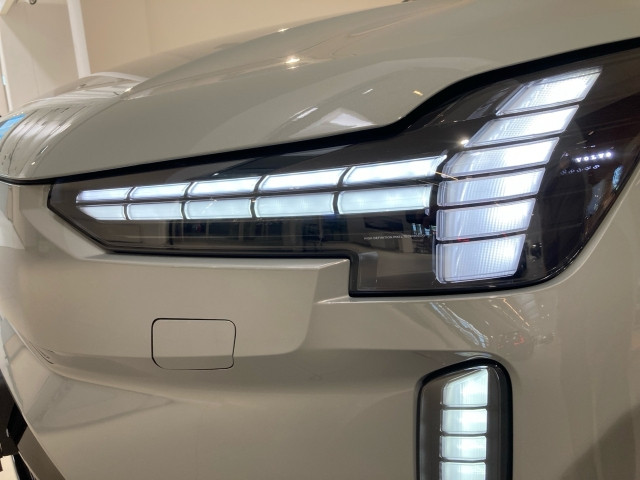 Bild 2: VOLVO PKW EX90 Twin Motor Performance Ultra 7 Sitze