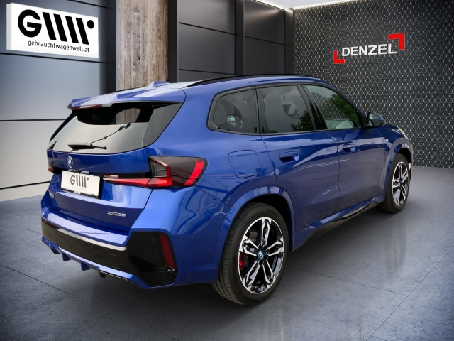 Bild 3: BMW iX1 xDrive30 U11