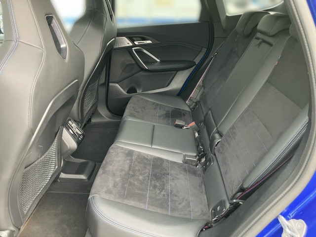 Bild 8: BMW iX1 xDrive30 U11