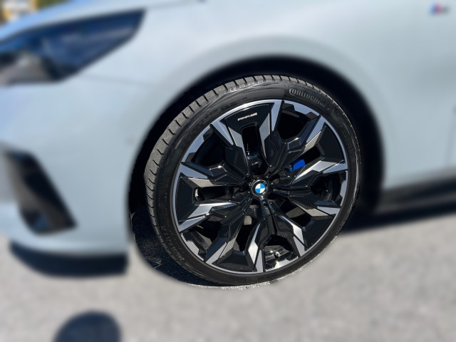 Bild 4: BMW 520d xDrive Touring G61 B47