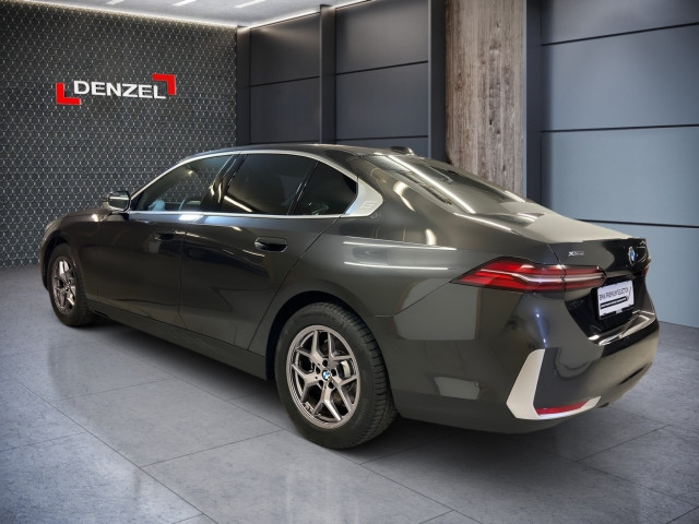 Bild 2: BMW 520d xDrive Limousine G60 B47