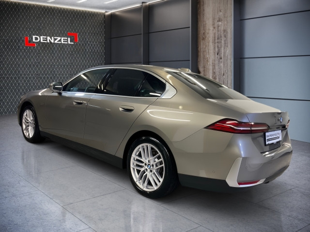 Bild 2: BMW 520d Limousine G60 B47