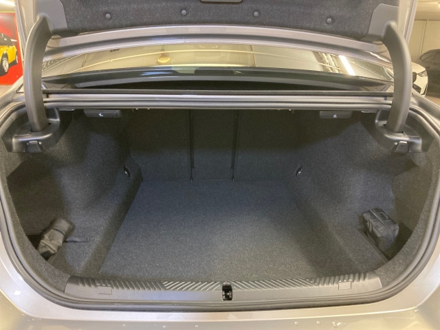 Bild 6: BMW 520d Limousine G60 B47