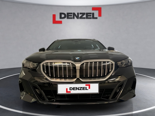 Bild 2: BMW 520d xDrive Touring G61 B47