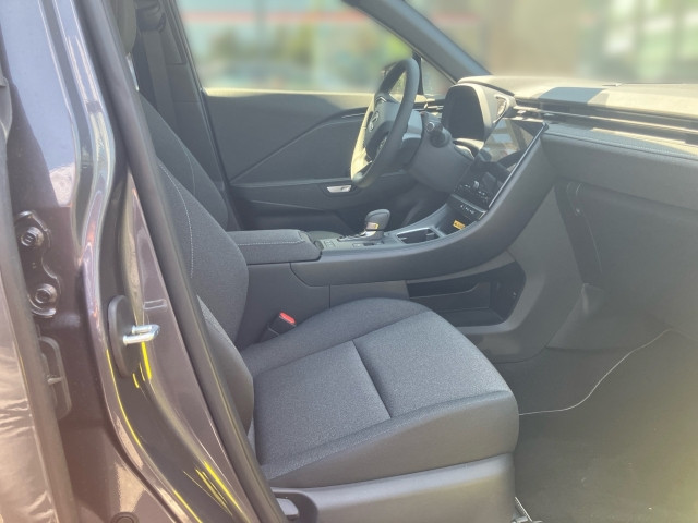 Bild 5: Lexus LBX Hybrid 136PS 2WD + Komfort Paket