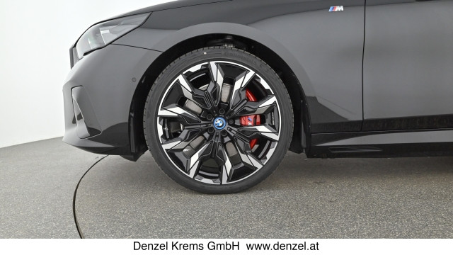 Bild 14: BMW i5 M50 xDrive Touring G61 XE2