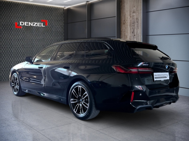 Bild 2: BMW 520d xDrive Touring G61 B47