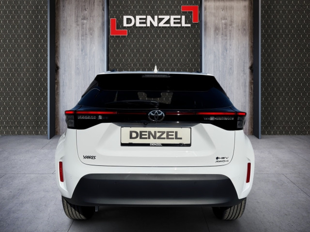 Bild 10: Toyota Yaris Cross 130 PS 4WD Active Drive + Safety Paket