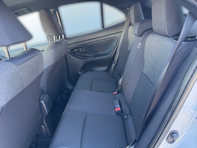 Bild 8: Toyota Yaris Cross 130 PS 4WD Active Drive + Safety Paket