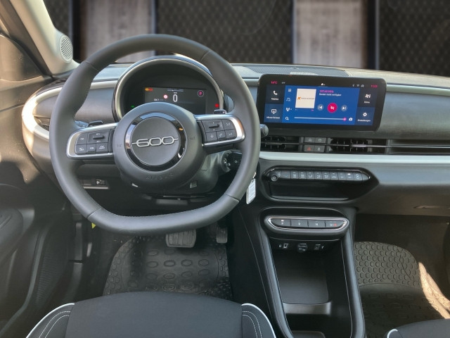 Bild 6: Fiat 600 Hybrid 100