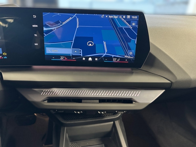 Bild 7: BMW BMW 120 5-Türer B38