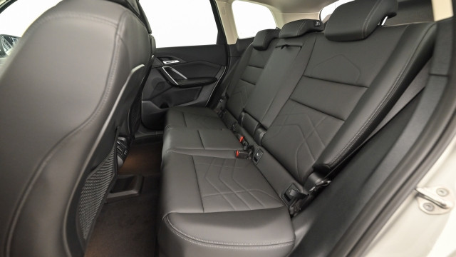 Bild 7: BMW iX1 xDrive30 U11