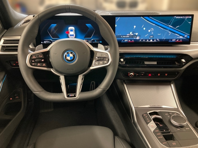 Bild 10: BMW 330e Touring G21 XB1