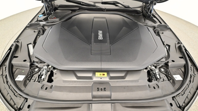 Bild 5: BMW i5 xDrive40 Limousine G60