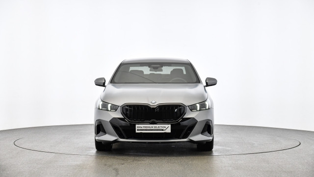 Bild 7: BMW i5 xDrive40 Limousine G60