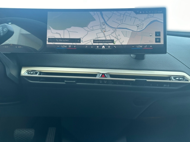 Bild 7: BMW PKW i-Serie iX xDrive45